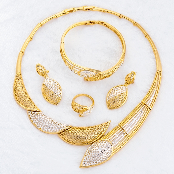 Picture of Innovative And Creative Gold Plated Dubai Style 4 Pieces Jewelry Sets