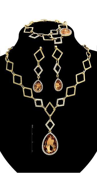 Picture of Oem Gold Plated Cubic Zirconia 3 Pieces Jewelry Sets