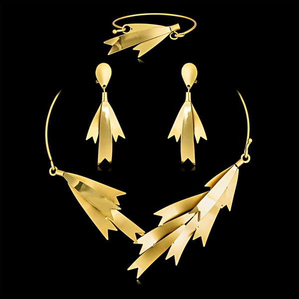 Picture of Designer Zinc Alloy Dubai 3 Piece Jewelry Set at Great Low Price