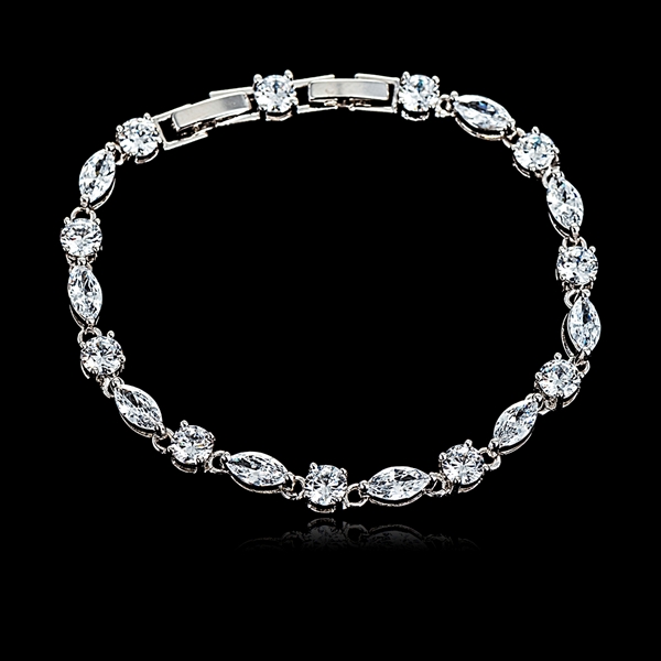 Picture of Hot Selling Platinum Plated Copper or Brass Tennis Bracelet from Top Designer