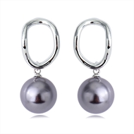 Picture of Classic Artificial Pearl Dangle Earrings with Beautiful Craftmanship