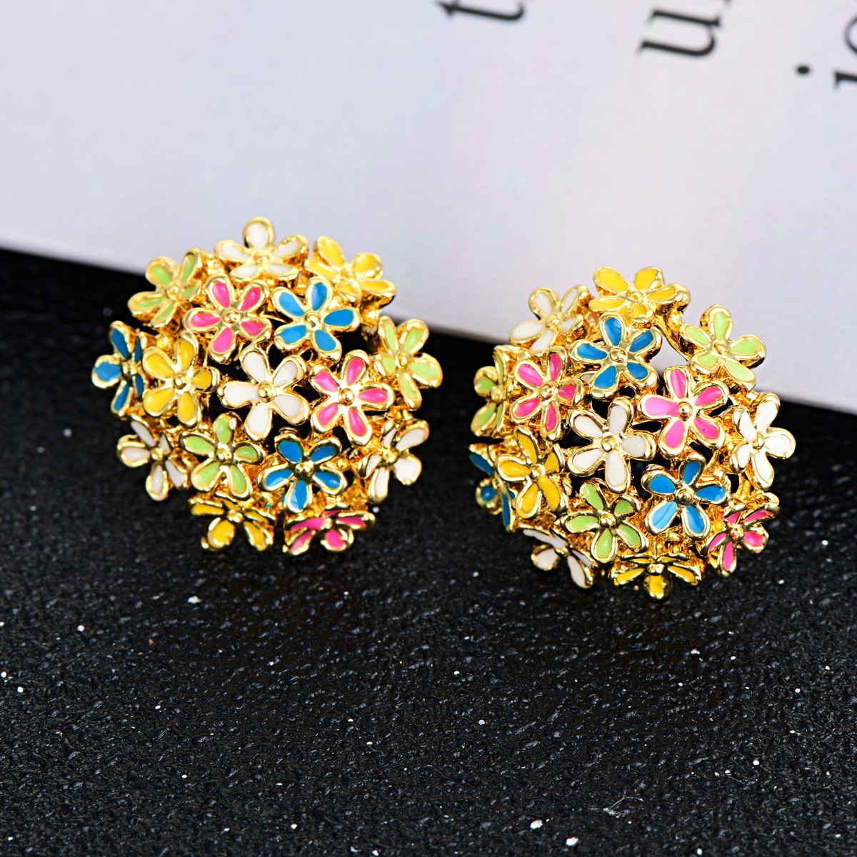 Irresistible Casual Classic Stud Earrings