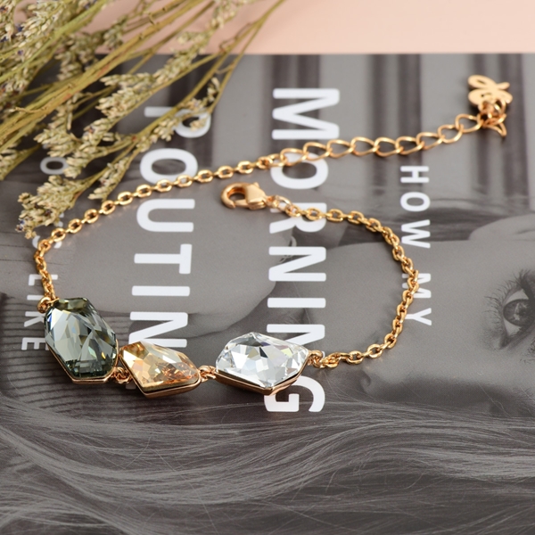 Picture of Affordable Rose Gold Plated Zinc Alloy Fashion Bracelet from Trust-worthy Supplier