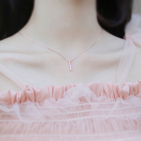 Picture of Bulk Rose Gold Plated Simple Pendant Necklace Exclusive Online