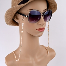 Show details for Classic Big Frame Chain in Flattering Style