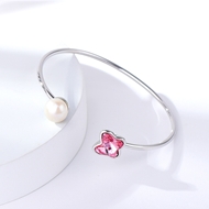 Show details for New Season Red Zinc Alloy Fashion Bangle with SGS/ISO Certification