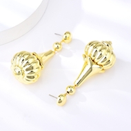 Picture of Low Price Zinc Alloy Dubai Dangle Earrings from Reliable Manufacturer