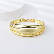 Show details for Zinc Alloy Gold Plated Fashion Bangle from Certified Factory
