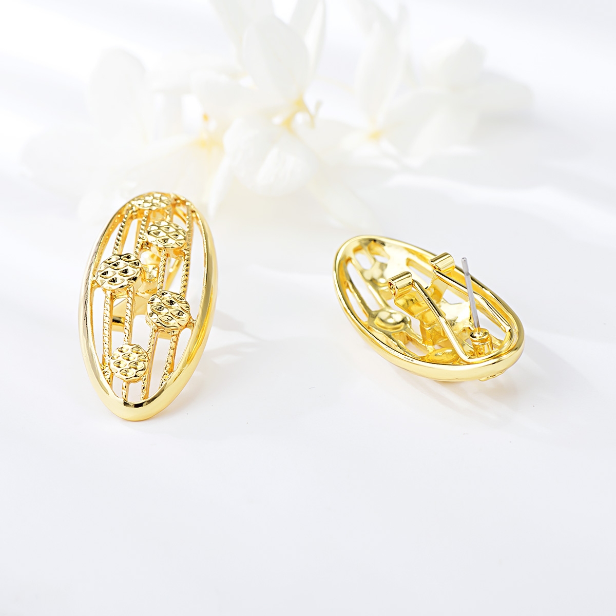 Hypoallergenic Gold Plated Dubai Stud Earrings with Easy Return