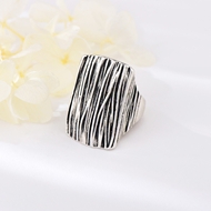 Picture of Designer Platinum Plated Zinc Alloy Fashion Ring with No-Risk Return