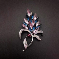 Show details for Good Quality Swarovski Element Zinc Alloy Brooche