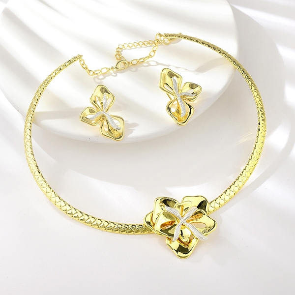 Picture of Good Big Gold Plated 2 Piece Jewelry Set