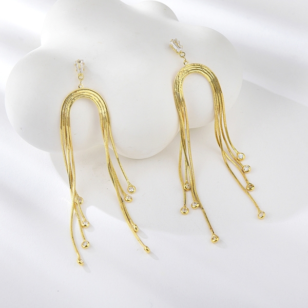 Picture of New Season Gold Plated Delicate Dangle Earrings with SGS/ISO Certification