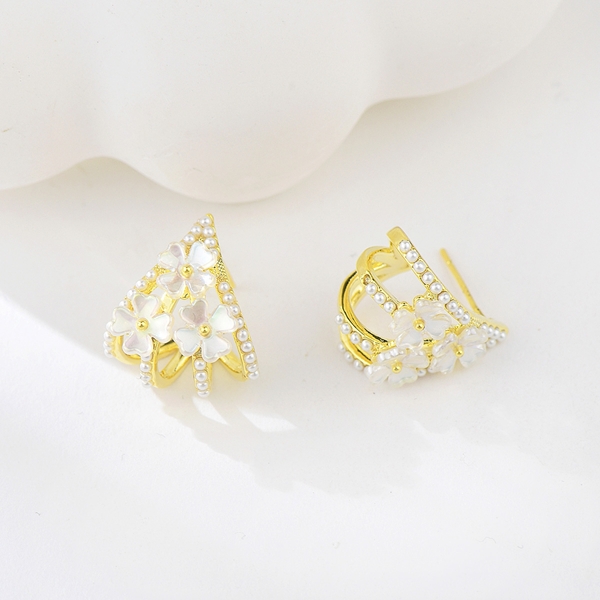 Picture of Inexpensive Gold Plated Delicate Stud Earrings from Reliable Manufacturer