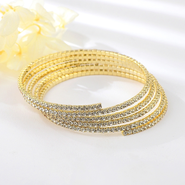 Picture of Delicate Gold Plated Fashion Bangle with Unbeatable Quality