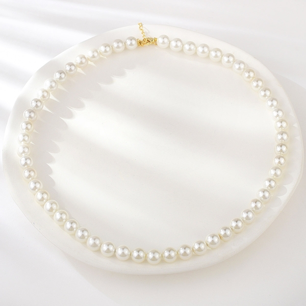 Picture of Good shell pearl Gold Plated Short Statement Necklace