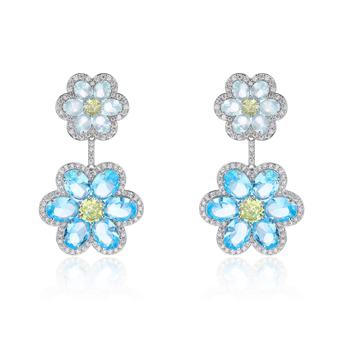 Luxury Big Big Stud Earrings with Beautiful Craftmanship