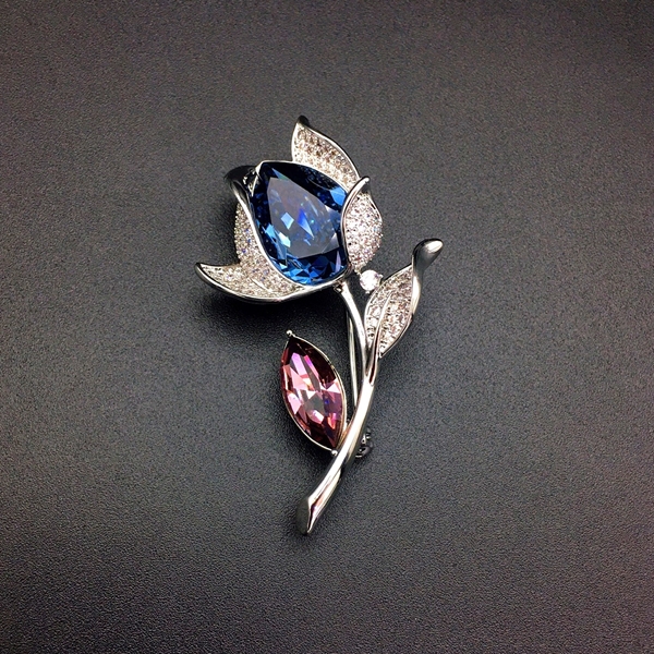 Picture of High Quality Flower Platinum Plated Brooche Factory Direct Supply