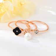 Show details for Classic Artificial Pearl Fashion Ring with Beautiful Craftmanship
