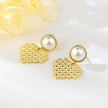 Show details for Brand New White Classic Dangle Earrings with SGS/ISO Certification