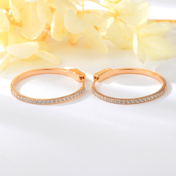 Picture of 925 Sterling Silver Rose Gold Plated Huggie Earrings with Full Guarantee