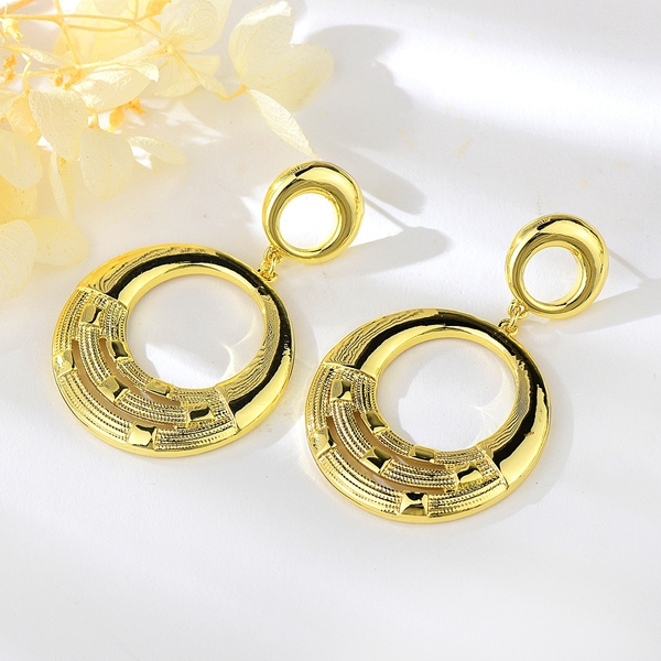 Picture of Low Cost Zinc Alloy Gold Plated Dangle Earrings with Low Cost