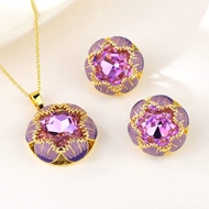 Picture of Good Quality Artificial Crystal Gold Plated 2 Piece Jewelry Set