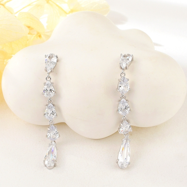 Picture of Fashion Platinum Plated Dangle Earrings in Flattering Style